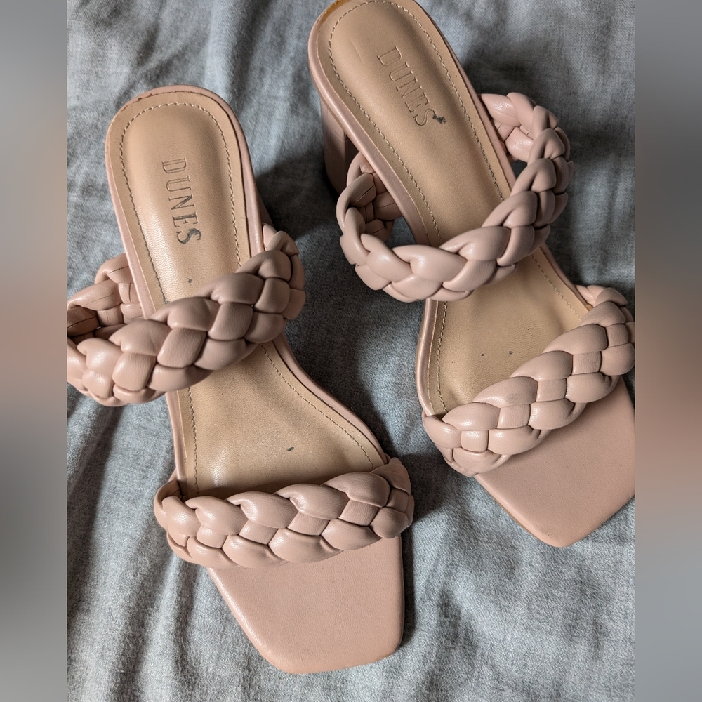 Dunes heeled braided‎ strap sandals sz 6